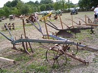 Charrues (Fete de la Moisson St Simeon de Bressieux 2006) (2)